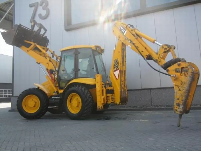 JCB 4CX-экскаватор-погрузчик