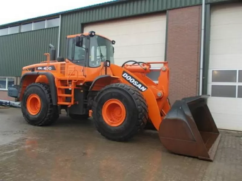 Doosan DL400 -фронтальный погрузчик