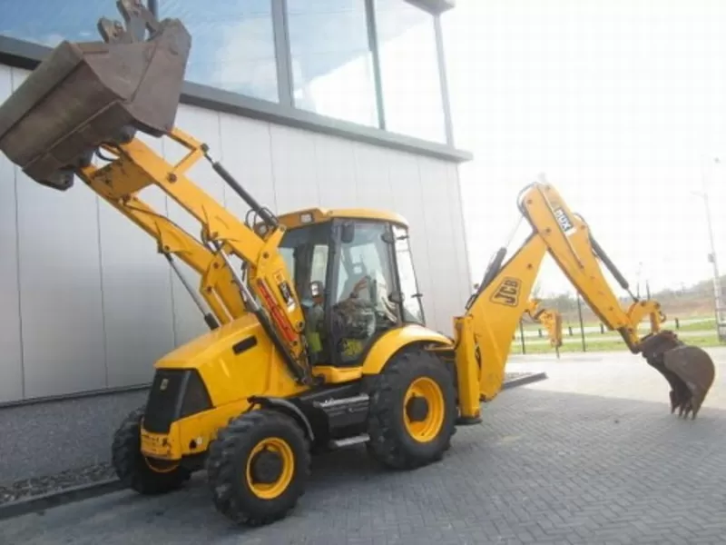 JCB 3CX-экскаватор-погрузчик