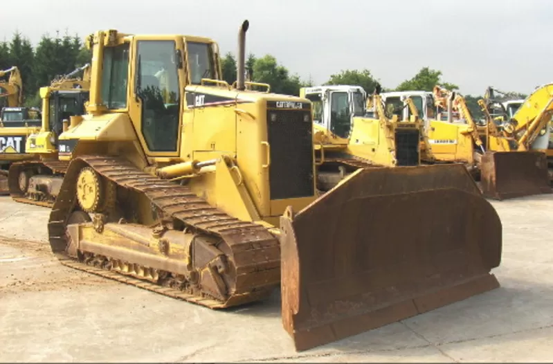 Caterpillar D 6 N XL-бульдозер.